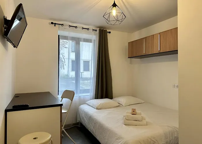 Le Bangkok - 8 Personnes - 4 Et 4 Sdb & Wc *